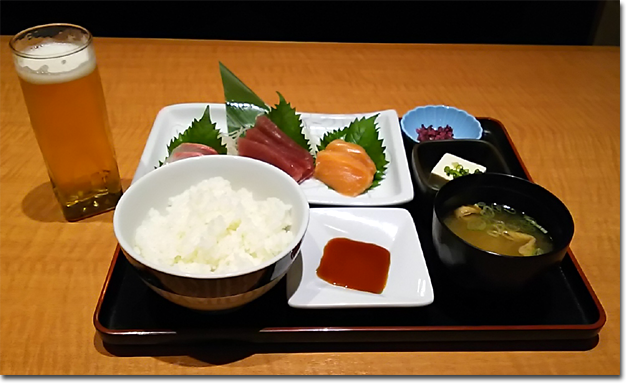刺身定食とビール