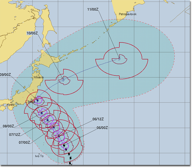 挙動不審な台風